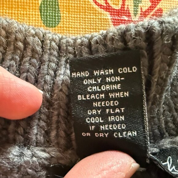 Will Smith Dark Gray Crocheted Wool Sweater - Medium - Picture 5 of 6